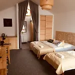 Goralski Dwor Bed & Breakfast