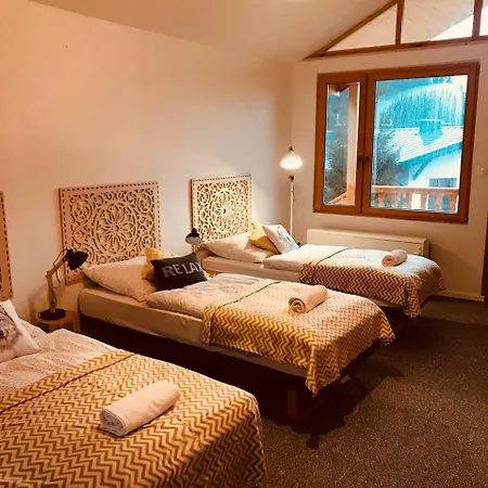 ベッド・アンド・ブレックファスト Goralski Dwor ドゥシュニキ・ズドルイ